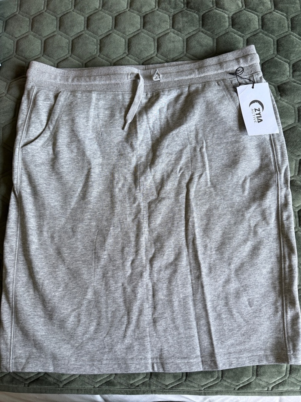 NWT ZYIA take me everywhere skirt